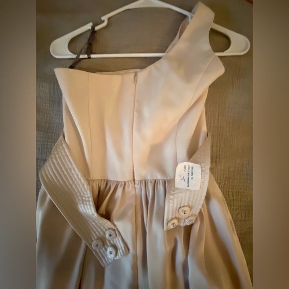 White by Vera Wang Bridesmaid Dress One Shoulder - Picture 5 of 7